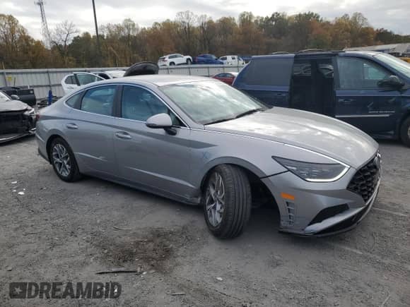 2023 Hyundai Sonata SEL with VIN KMHL64JA6PA315606, listed as a Copart auction lot 90449695 with 7,259 mi miles and Salvage title. Bid and sale history available at DreamBid. Image 4.
