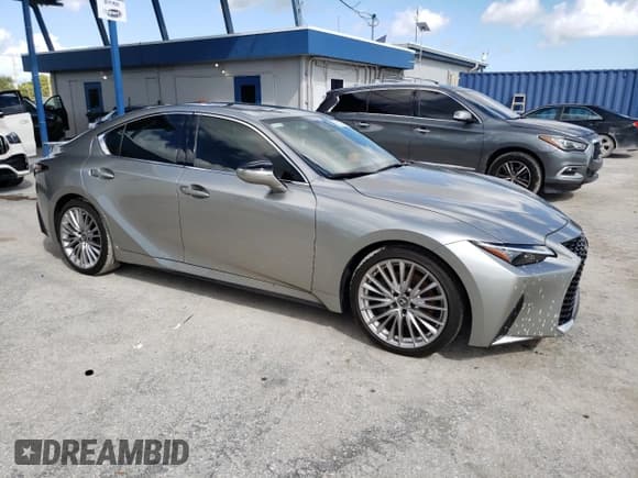✅ 2022 Lexus IS 300 • VIN: JTHDA1D28N5119827 • Lot: 82613595. Wystawiony na Copart z przebiegiem 10 293 mil. Bezpłatny archiwum sprzedaży aukcyjnych z USA i szczegółowy raport historii pojazdu na DreamBid. Zdjęcie 4.