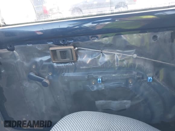 ✅ 1992 Toyota Pickup DLX • VIN: JT4RN82P3N5053187 • Лот: 41871628. Опубликован ранее на IAAI с пробегом 86 414 миль. Бесплатный доступ к архиву аукционных продаж из США и подробный отчёт об истории автомобиля на DreamBid. Изображение 6.