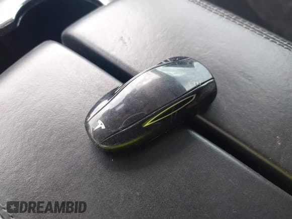 ✅ 2013 Tesla Model S Performance • VIN: 5YJSA1DP5DFP11140 • Lot: 42894193. Listed on IAAI with 18,086 mi. Free auction sales archive from the USA and detailed vehicle history report at DreamBid. Image 11.