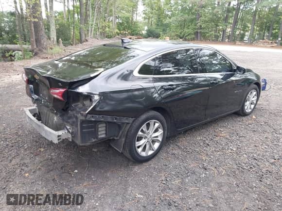 ✅ 2019 Chevrolet Malibu LT • VIN: 1G1ZD5ST5KF216399 • Lot: 43306437. Wystawiony na IAAI z przebiegiem 139 455 mil. Bezpłatny archiwum sprzedaży aukcyjnych z USA i szczegółowy raport historii pojazdu na DreamBid. Zdjęcie 4.