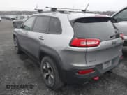 ✅ 2014 Jeep Cherokee Trailhawk • VIN: 1C4PJMBSXEW156973 • Lot: 43760581. Wystawiony na IAAI z przebiegiem 2 021 071 mil. Bezpłatny archiwum sprzedaży aukcyjnych z USA i szczegółowy raport historii pojazdu na DreamBid. Zdjęcie 3.
