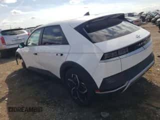 2023 Hyundai Ioniq 5 SE z VIN KM8KMDAF7PU231337, wystawiony jako Copart lot #72635864 z przebiegiem 4 939 mil mil oraz Szkoda całkowita • Salvage title. Historia ofert i sprzedaży dostępna na DreamBid. Obrazek 2.
