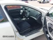 ✅ 2017 Nissan Altima SR • VIN: 1N4AL3AP1HC478016 • Lot: 43234723. Listed on IAAI with 120,457 mi. Free auction sales archive from the USA and detailed vehicle history report at DreamBid. Image 5.