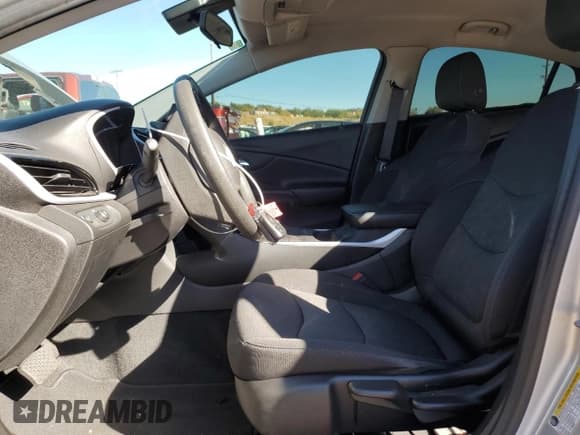 ✅ 2018 Chevrolet Volt LT • VIN: 1G1RC6S53JU155378 • Lot: 73606444. Wystawiony na Copart z przebiegiem 48 119 mil. Bezpłatny archiwum sprzedaży aukcyjnych z USA i szczegółowy raport historii pojazdu na DreamBid. Zdjęcie 7.