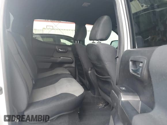 ✅ 2021 Toyota Tacoma SR • VIN: 3TMCZ5AN0MM387565 • Lot: 42300520. Listed on IAAI with 42,153 mi. Free auction sales archive from the USA and detailed vehicle history report at DreamBid. Image 8.