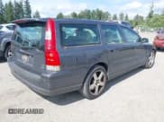 ✅ 2006 Volvo V70 • VIN: YV1SJ527762533757 • Lot: 42588695. Wystawiony na IAAI z przebiegiem 167 418 mil. Bezpłatny archiwum sprzedaży aukcyjnych z USA i szczegółowy raport historii pojazdu na DreamBid. Zdjęcie 4.