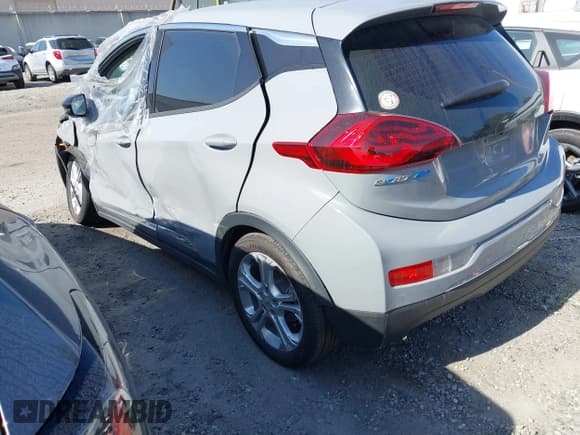 ✅ 2021 Chevrolet Bolt EV LT • VIN: 1G1FY6S09M4106389 • Lot: 41841626. Wystawiony na IAAI z przebiegiem 63 361 mil. Bezpłatny archiwum sprzedaży aukcyjnych z USA i szczegółowy raport historii pojazdu na DreamBid. Zdjęcie 3.