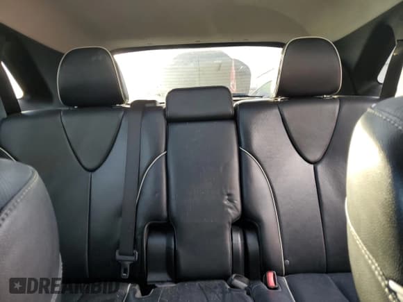 ✅ 2013 Toyota Venza LE • VIN: 4T3BK3BBXDU076068 • Lot: 92684075. Wystawiony na Copart z przebiegiem 211 241 mil. Bezpłatny archiwum sprzedaży aukcyjnych z USA i szczegółowy raport historii pojazdu na DreamBid. Zdjęcie 10.