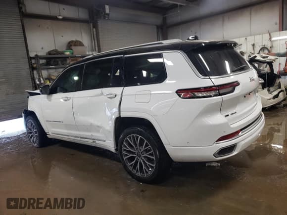 ✅ 2022 Jeep Grand Cherokee Summit Reserve • VIN: 1C4RJKET3N8504408 • Лот: 48994795. Опубликован ранее на Copart с пробегом 20 093 миль. Бесплатный доступ к архиву аукционных продаж из США и подробный отчёт об истории автомобиля на DreamBid. Изображение 2.