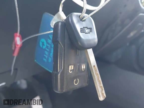 ✅ 2018 Chevrolet Silverado 1500 LT • VIN: 3GCPCREC2JG163338 • Lot: 43656262. Wystawiony na IAAI z przebiegiem 110 223 mil. Bezpłatny archiwum sprzedaży aukcyjnych z USA i szczegółowy raport historii pojazdu na DreamBid. Zdjęcie 11.