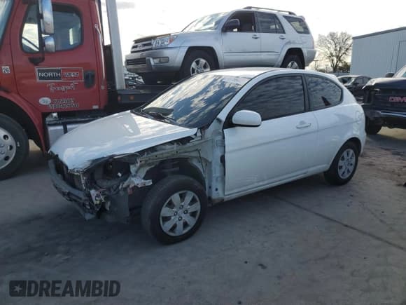 ✅ 2010 Hyundai Accent GS • VIN: KMHCM3AC1AU166318 • Лот: 45766445. Опубликован ранее на Copart с пробегом 224 096 миль. Бесплатный доступ к архиву аукционных продаж из США и подробный отчёт об истории автомобиля на DreamBid. Изображение 1.