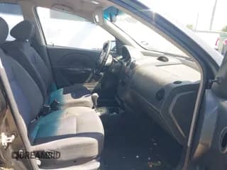 ✅ 2008 Chevrolet Aveo SVM • VIN: KL1TD66648B239560 • Lot: 42021838. Wystawiony na IAAI z przebiegiem 106 568 mil. Bezpłatny archiwum sprzedaży aukcyjnych z USA i szczegółowy raport historii pojazdu na DreamBid. Zdjęcie 5.