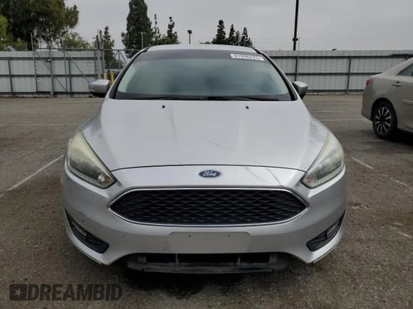 ✅ 2015 Ford Focus SE • VIN: 1FADP3F28FL348729 • Lot: 61936225. Listed on Copart with 107,351 mi. Free auction sales archive from the USA and detailed vehicle history report at DreamBid. Image 5.