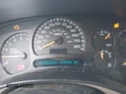 ✅ 2005 Chevrolet Suburban LT • VIN: 1GNFK16Z35J213484 • Lot: 42251630. Wystawiony na IAAI z przebiegiem 384 604 mil. Bezpłatny archiwum sprzedaży aukcyjnych z USA i szczegółowy raport historii pojazdu na DreamBid. Zdjęcie 7.