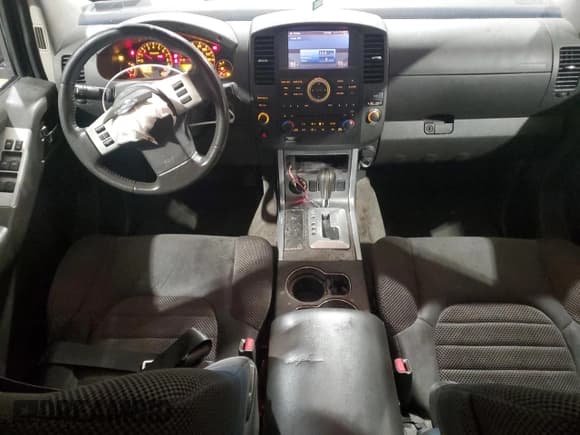 ✅ 2012 Nissan Pathfinder SV • VIN: 5N1AR1NB3CC606515 • Lot: 67812605. Wystawiony na Copart z przebiegiem 207 332 mil. Bezpłatny archiwum sprzedaży aukcyjnych z USA i szczegółowy raport historii pojazdu na DreamBid. Zdjęcie 8.