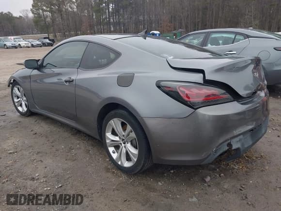 ✅ 2012 Hyundai Genesis Coupe Premium • VIN: KMHHT6KDXCU074094 • Lot: 41300505. Wystawiony na IAAI z przebiegiem 153 404 mil. Bezpłatny archiwum sprzedaży aukcyjnych z USA i szczegółowy raport historii pojazdu na DreamBid. Zdjęcie 3.