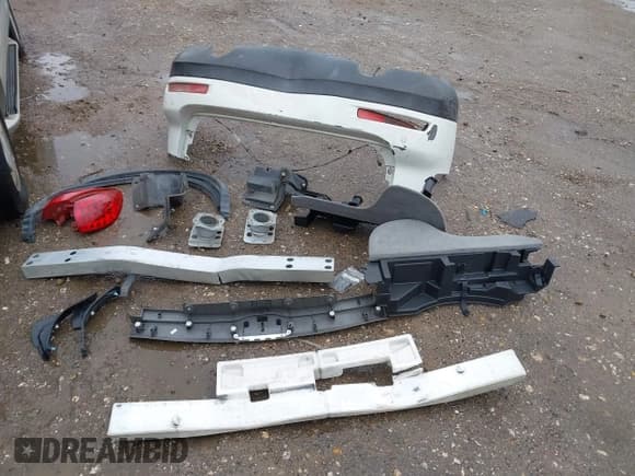 ✅ 2011 Infiniti EX Journey • VIN: JN1AJ0HP0BM800654 • Lot: 42198660. Listed on IAAI with 199,266 mi. Free auction sales archive from the USA and detailed vehicle history report at DreamBid. Image 12.