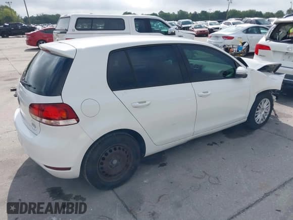 ✅ 2012 Volkswagen Golf • VIN: WVWDB7AJ9CW280806 • Лот: 41909892. Опубликован ранее на IAAI с пробегом 121 711 миль. Бесплатный доступ к архиву аукционных продаж из США и подробный отчёт об истории автомобиля на DreamBid. Изображение 4.