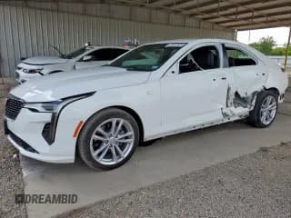 ✅ 2024 Cadillac CT4 Luxury • VIN: 1G6DA5RKXR0132070 • Lot: 66389255. Wystawiony na Copart z przebiegiem 19 192 mil. Bezpłatny archiwum sprzedaży aukcyjnych z USA i szczegółowy raport historii pojazdu na DreamBid. Zdjęcie 1.