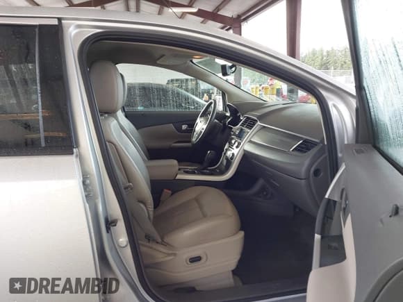 ✅ 2014 Ford Edge SEL • VIN: 2FMDK4JC9EBB86747 • Lot: 43715359. Listed on IAAI with 111,628 mi. Free auction sales archive from the USA and detailed vehicle history report at DreamBid. Image 5.