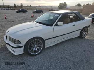 1998 BMW 3 Series 328i с VIN WBABK8330WEY89737, выставлен на аукционе Copart как лот 89182735 с пробегом 114 707 миль миль и Списание • Salvage title. История ставок и продаж доступна на DreamBid. Изображение 1.