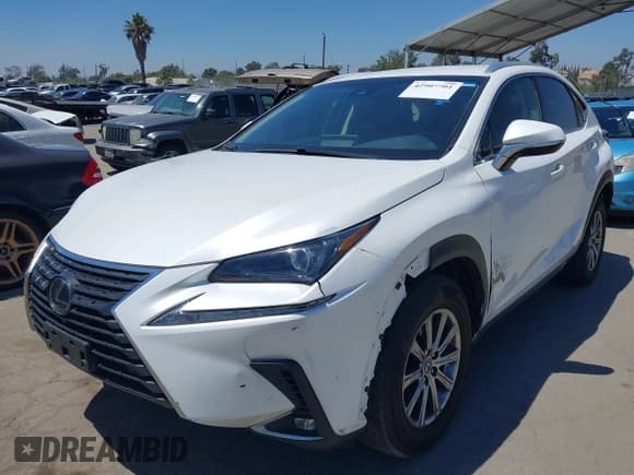✅ 2019 Lexus NX 300 • VIN: JTJYARBZXK2134535 • Lot: 42907701. Wystawiony na IAAI z przebiegiem 66 277 mil. Bezpłatny archiwum sprzedaży aukcyjnych z USA i szczegółowy raport historii pojazdu na DreamBid. Zdjęcie 2.