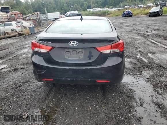 2012 Hyundai Elantra Limited с VIN KMHDH4AE5CU283127, выставлен на аукционе Copart как лот 83840025 с пробегом 136 484 миль миль и Списание • Salvage title. История ставок и продаж доступна на DreamBid. Изображение 6.