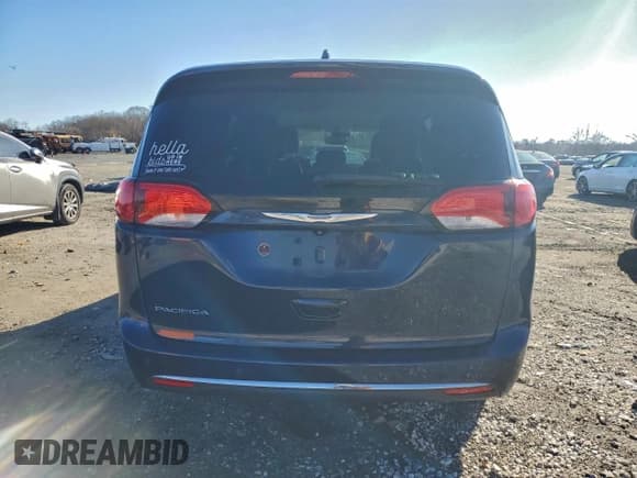 ✅ 2018 Chrysler Pacifica Touring L Plus • VIN: 2C4RC1EG7JR108360 • Lot: 94642315. Wystawiony na Copart z przebiegiem 73 863 mil. Bezpłatny archiwum sprzedaży aukcyjnych z USA i szczegółowy raport historii pojazdu na DreamBid. Zdjęcie 6.