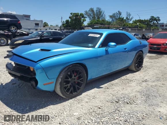 ✅ 2015 Dodge Challenger SXT Plus • VIN: 2C3CDZBGXFH906259 • Lot: 55769024. Wystawiony na Copart z przebiegiem 107 484 mil. Bezpłatny archiwum sprzedaży aukcyjnych z USA i szczegółowy raport historii pojazdu na DreamBid. Zdjęcie 1.