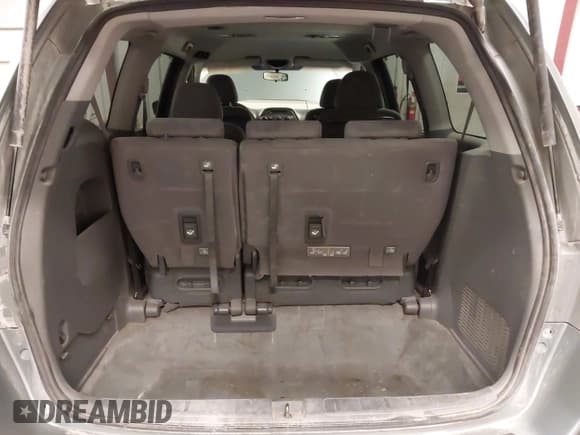 ✅ 2006 Honda Odyssey EX • VIN: 5FNRL38456B118496 • Lot: 43714481. Listed on IAAI with 224,673 mi. Free auction sales archive from the USA and detailed vehicle history report at DreamBid. Image 18.