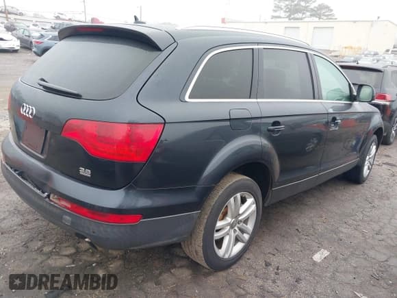 ✅ 2009 Audi Q7 Premium Plus • VIN: WA1AY74L09D015639 • Lot: 41566443. Listed on IAAI with 183,262 mi. Free auction sales archive from the USA and detailed vehicle history report at DreamBid. Image 4.