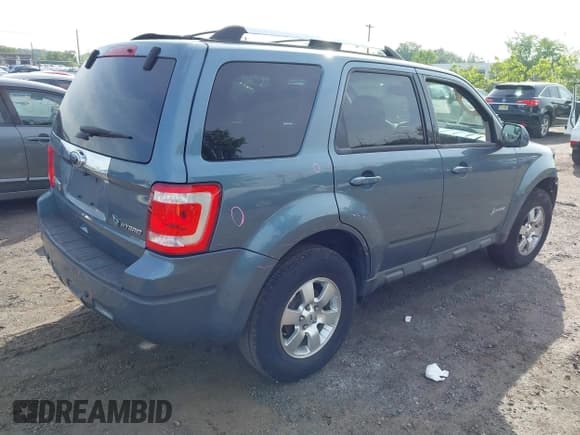 ✅ 2011 Ford Escape Hybrid • VIN: 1FMCU4K38BKC60181 • Lot: 42330726. Wystawiony na IAAI z przebiegiem 209 390 mil. Bezpłatny archiwum sprzedaży aukcyjnych z USA i szczegółowy raport historii pojazdu na DreamBid. Zdjęcie 4.