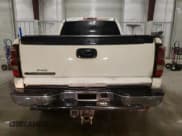 ✅ 2006 Chevrolet Silverado 2500HD LT2 • VIN: 1GCHK23U06F175913 • Lot: 72050815. Wystawiony na Copart z przebiegiem 138 242 mil. Bezpłatny archiwum sprzedaży aukcyjnych z USA i szczegółowy raport historii pojazdu na DreamBid. Zdjęcie 6.