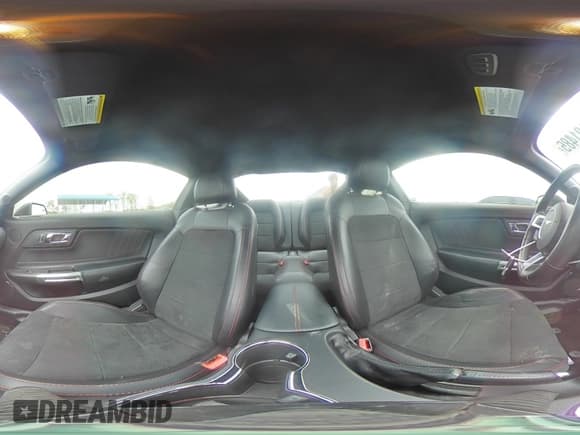 ✅ 2017 Ford Mustang GT • VIN: 1FA6P8CF0H5342606 • Lot: 51121485. Wystawiony na Copart z przebiegiem 101 565 mil. Bezpłatny archiwum sprzedaży aukcyjnych z USA i szczegółowy raport historii pojazdu na DreamBid. Zdjęcie 13.