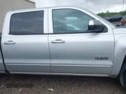 ✅ 2018 Chevrolet Silverado 1500 LT • VIN: 1GCPCREC2JF216332 • Lot: 42790355. Wystawiony na IAAI z przebiegiem 144 218 mil. Bezpłatny archiwum sprzedaży aukcyjnych z USA i szczegółowy raport historii pojazdu na DreamBid. Zdjęcie 13.