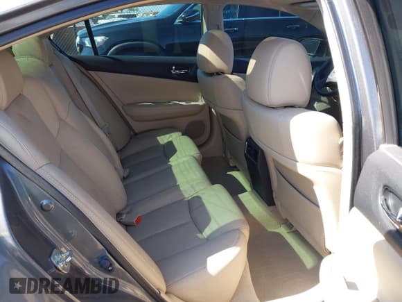 ✅ 2014 Nissan Maxima SV • VIN: 1N4AA5AP8EC440120 • Lot: 42789983. Wystawiony na IAAI z przebiegiem 139 913 mil. Bezpłatny archiwum sprzedaży aukcyjnych z USA i szczegółowy raport historii pojazdu na DreamBid. Zdjęcie 8.