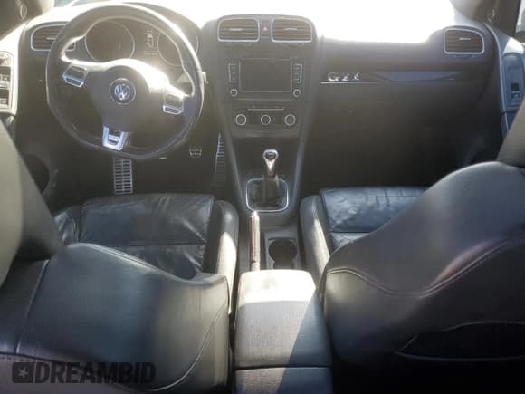 ✅ 2010 Volkswagen Golf GTI • VIN: WVWGD7AJ7AW339680 • Lot: 77815434. Wystawiony na Copart z przebiegiem 161 221 mil. Bezpłatny archiwum sprzedaży aukcyjnych z USA i szczegółowy raport historii pojazdu na DreamBid. Zdjęcie 8.