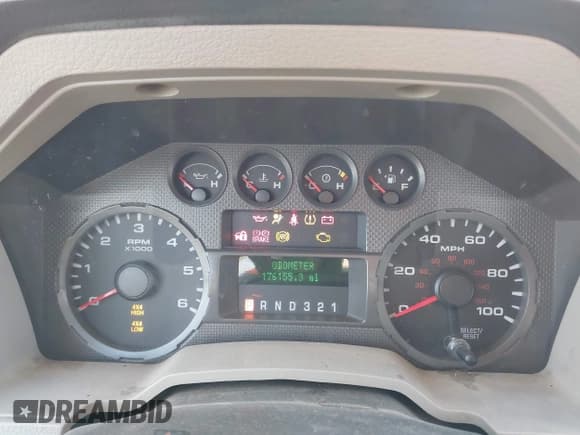 ✅ 2009 Ford F-250 • VIN: 1FDNF215X9EA79831 • Лот: 43664127. Опубликован ранее на IAAI с пробегом 176 155 миль. Бесплатный доступ к архиву аукционных продаж из США и подробный отчёт об истории автомобиля на DreamBid. Изображение 7.