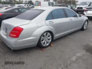 ✅ 2010 Mercedes-Benz S 400 • VIN: WDDNG9FBXAA318000 • Lot: 43367633. Listed on IAAI with 81,826 mi. Free auction sales archive from the USA and detailed vehicle history report at DreamBid. Image 4.