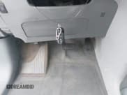 ✅ 2013 Toyota Sienna XLE AAS • VIN: 5TDYK3DC1DS360299 • Лот: 42696792. Опубликован ранее на IAAI с пробегом 186 676 миль. Бесплатный доступ к архиву аукционных продаж из США и подробный отчёт об истории автомобиля на DreamBid. Изображение 11.