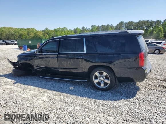 ✅ 2018 Chevrolet Suburban Premier • VIN: 1GNSCJKC1JR199271 • Lot: 52395935. Wystawiony na Copart z przebiegiem 216 083 mil. Bezpłatny archiwum sprzedaży aukcyjnych z USA i szczegółowy raport historii pojazdu na DreamBid. Zdjęcie 2.