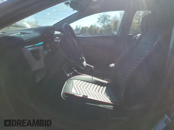 ✅ 2015 Toyota Corolla LE • VIN: 2T1BURHE1FC480615 • Lot: 89474155. Listed on Copart with 68,050 mi. Free auction sales archive from the USA and detailed vehicle history report at DreamBid. Image 7.