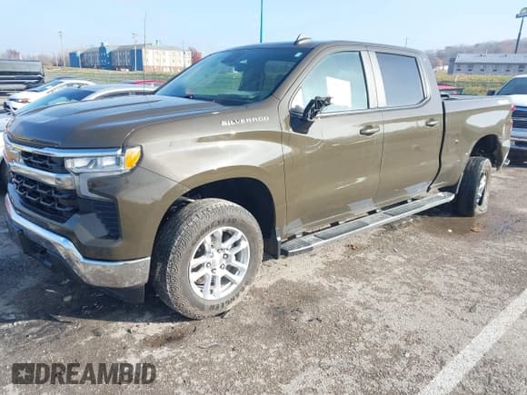✅ 2023 Chevrolet Silverado 1500 LT • VIN: 1GCUDDED8PZ307883 • Лот: 43728823. Опубликован ранее на IAAI с пробегом 67 542 миль. Бесплатный доступ к архиву аукционных продаж из США и подробный отчёт об истории автомобиля на DreamBid. Изображение 2.