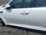 ✅ 2019 Kia Optima S • VIN: 5XXGT4L36KG361723 • Lot: 42484068. Wystawiony na IAAI z przebiegiem 86 433 mil. Bezpłatny archiwum sprzedaży aukcyjnych z USA i szczegółowy raport historii pojazdu na DreamBid. Zdjęcie 18.