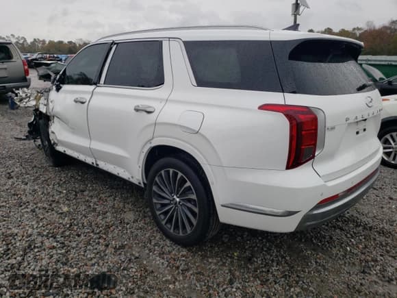 ✅ 2024 Hyundai Palisade Calligraphy • VIN: KM8R74GE6RU679916 • Лот: 84208924. Опубликован ранее на Copart с пробегом Не указан. Бесплатный доступ к архиву аукционных продаж из США и подробный отчёт об истории автомобиля на DreamBid. Изображение 2.
