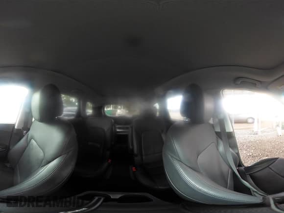 ✅ 2019 Hyundai Santa Fe Limited Ultimate • VIN: KM8SR4HF5KU299510 • Лот: 43018293. Опубликован ранее на IAAI с пробегом 66 080 миль. Бесплатный доступ к архиву аукционных продаж из США и подробный отчёт об истории автомобиля на DreamBid. Изображение 19.