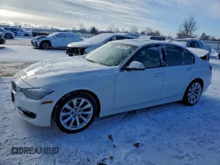 ✅ 2013 BMW 3 Series 320i xDrive • VIN: WBA3C3C51DF979010 • Lot: 95061795. Listed on Copart with 264,315 mi. Free auction sales archive from the USA and detailed vehicle history report at DreamBid. Image 1.