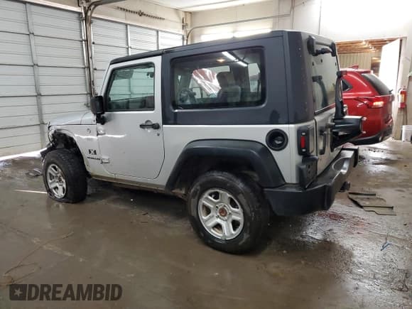 ✅ 2008 Jeep Wrangler X • VIN: 1J4FZ24138L526514 • Lot: 72569194. Listed on Copart with 216,928 mi. Free auction sales archive from the USA and detailed vehicle history report at DreamBid. Image 2.