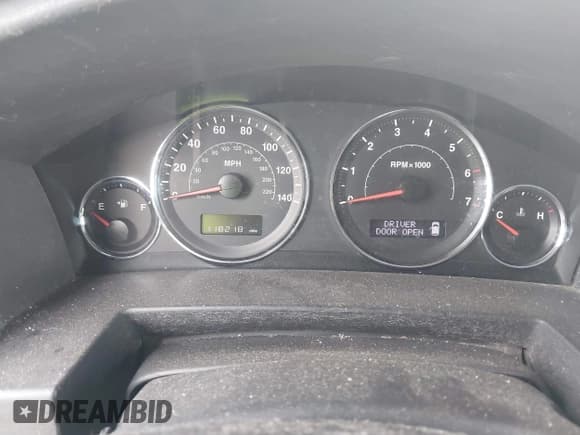 ✅ 2008 Jeep Commander Sport • VIN: 1J8HH48KX8C115328 • Lot: 42139929. Listed on IAAI with 118,218 mi. Free auction sales archive from the USA and detailed vehicle history report at DreamBid. Image 7.